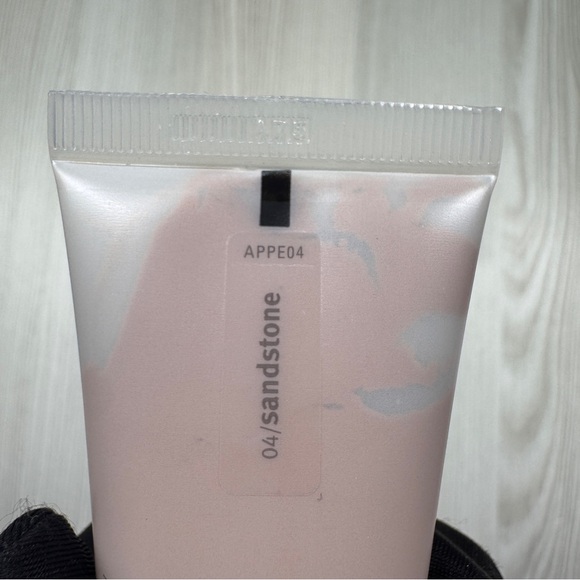 Aveda Mineral Tinted Moisture Hydration Oil-Free Plant Essences 04 Sandstone NIB - Picture 3 of 4